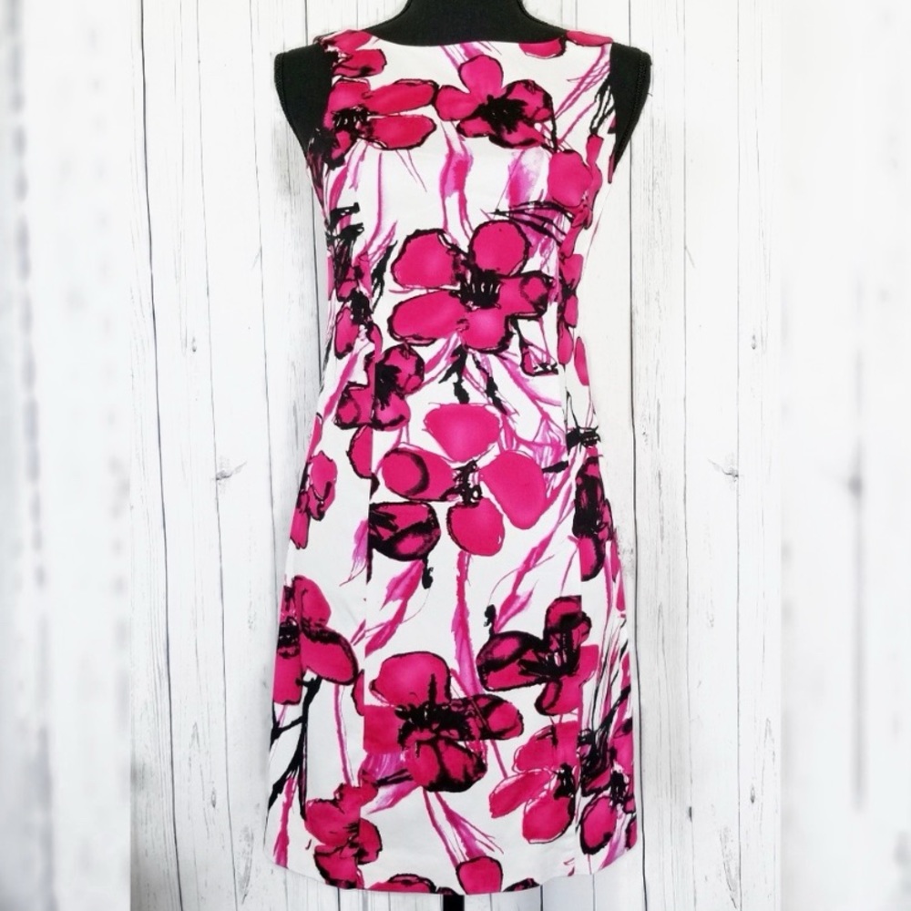 🌹 Peter Nygard (2) Pink flower Dress - Picture 2 of 7